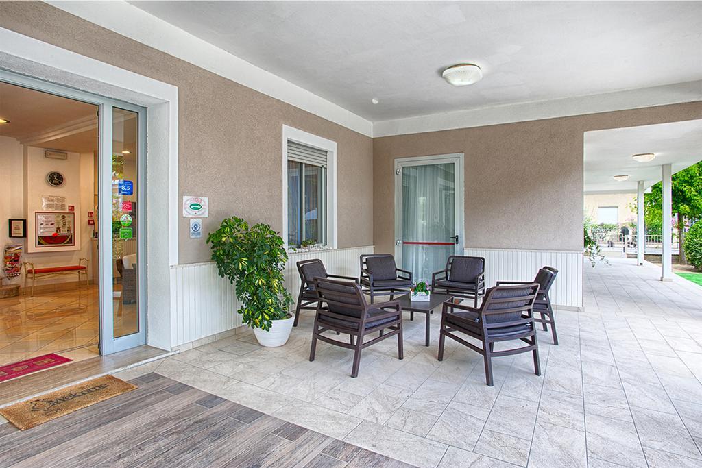 B&B Hotel Serenita Μπελάρια-Ιτζέα Μαρίνα Εξωτερικό φωτογραφία