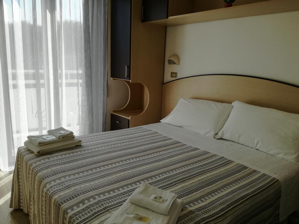B&B Hotel Serenita Μπελάρια-Ιτζέα Μαρίνα Εξωτερικό φωτογραφία